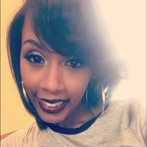 Meet your Posher, Myisha